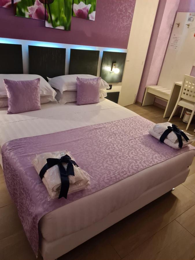 פיומיצ'ינו Albis Rooms Guest House מראה חיצוני תמונה