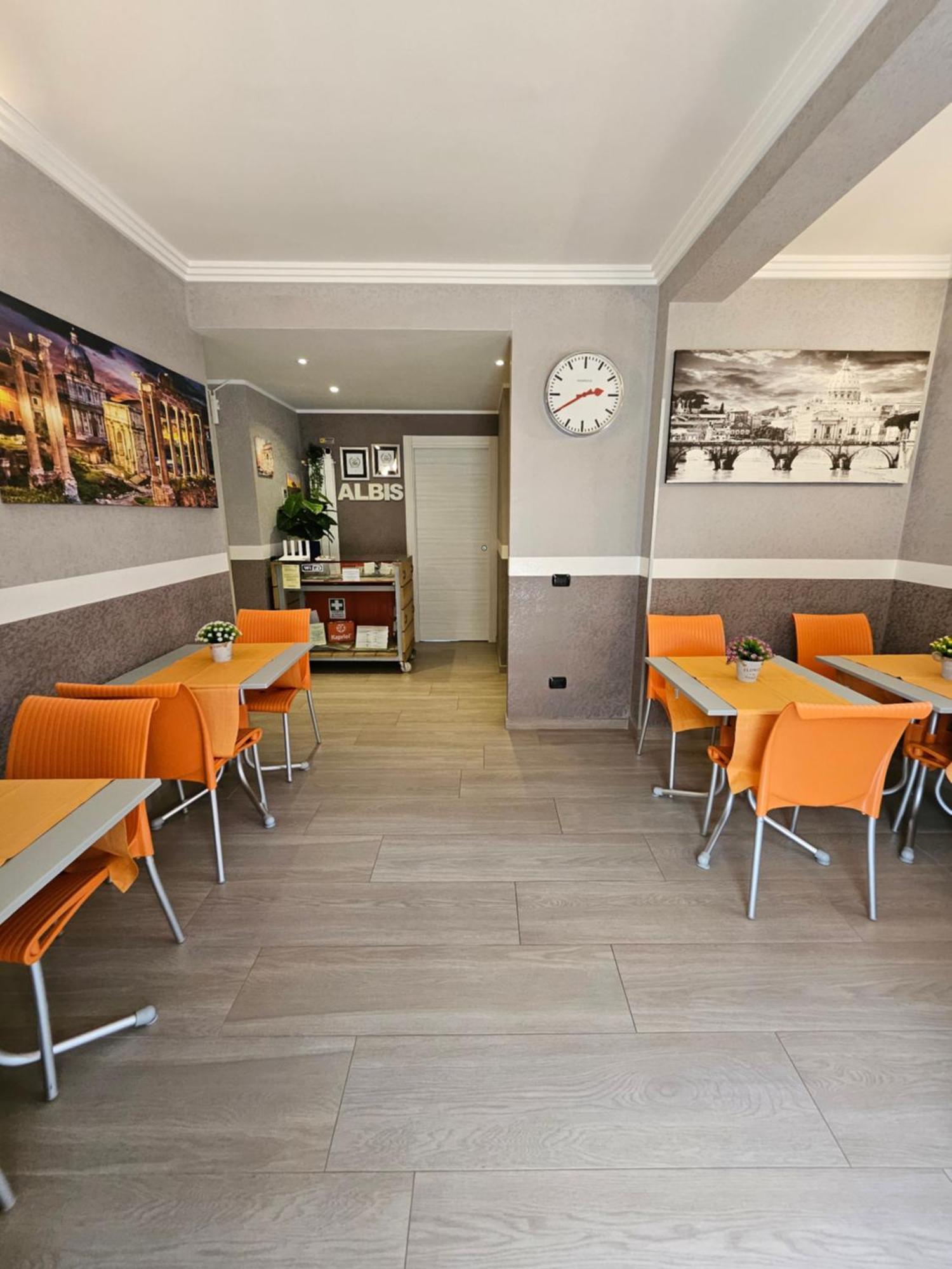 פיומיצ'ינו Albis Rooms Guest House מראה חיצוני תמונה