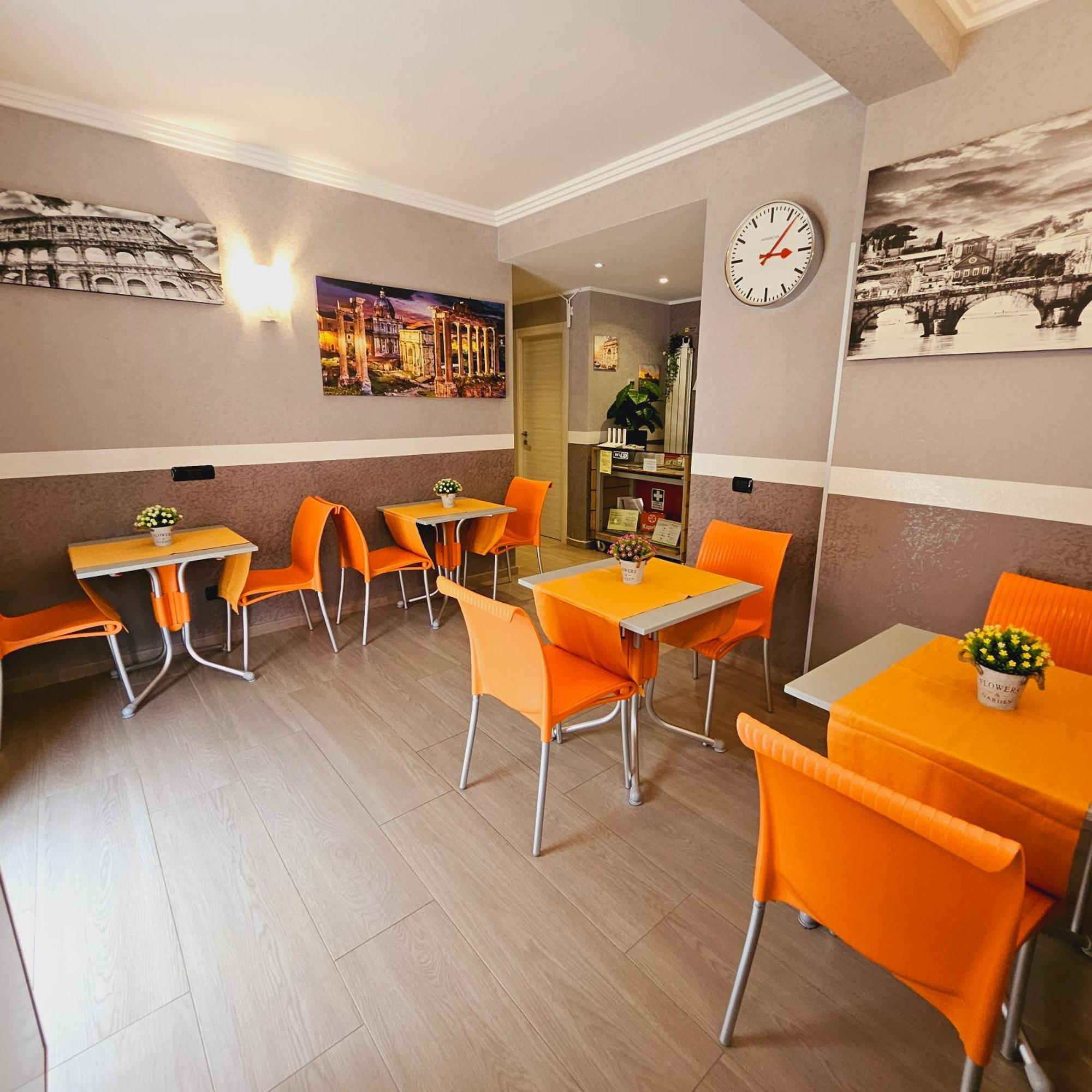 פיומיצ'ינו Albis Rooms Guest House מראה חיצוני תמונה