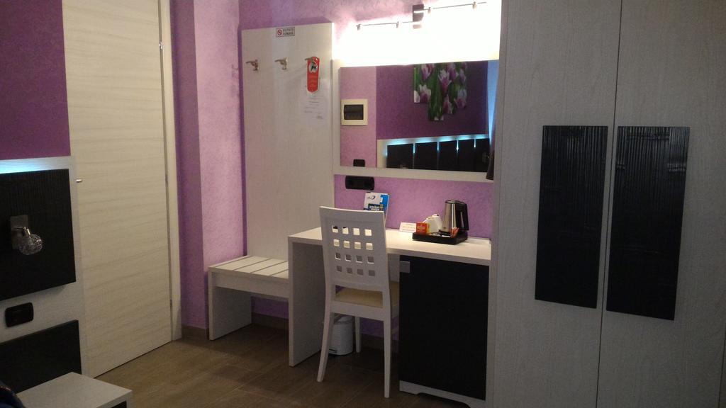 פיומיצ'ינו Albis Rooms Guest House מראה חיצוני תמונה