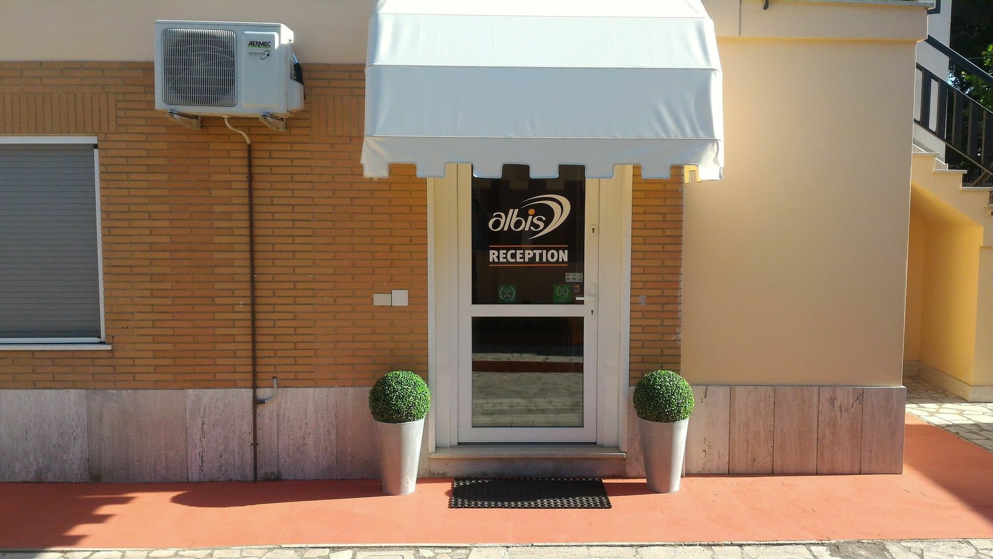 פיומיצ'ינו Albis Rooms Guest House מראה חיצוני תמונה