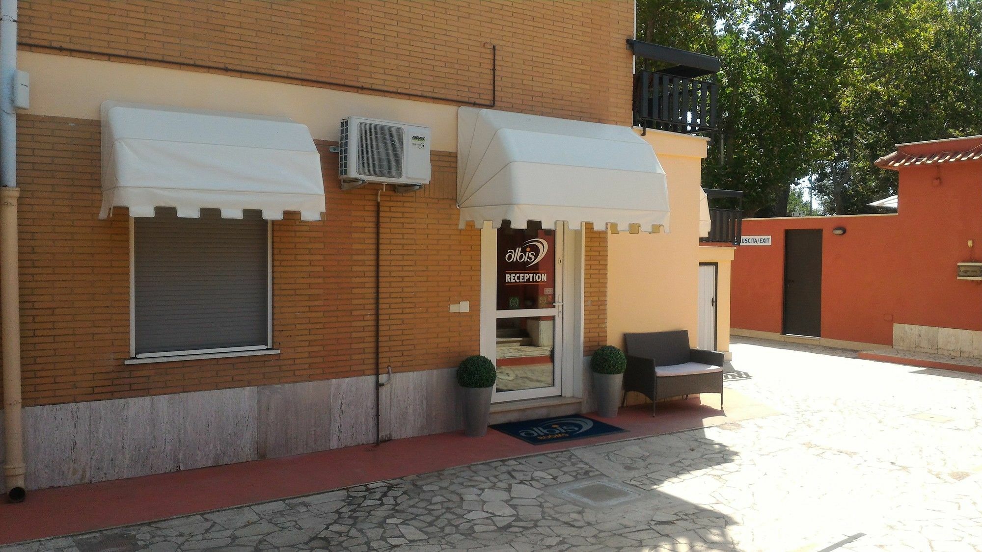 פיומיצ'ינו Albis Rooms Guest House מראה חיצוני תמונה
